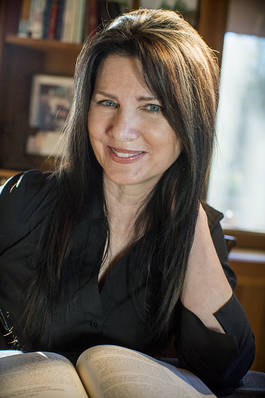 Author <b>Teresa Neumann</b> - author-teresa-neumann
